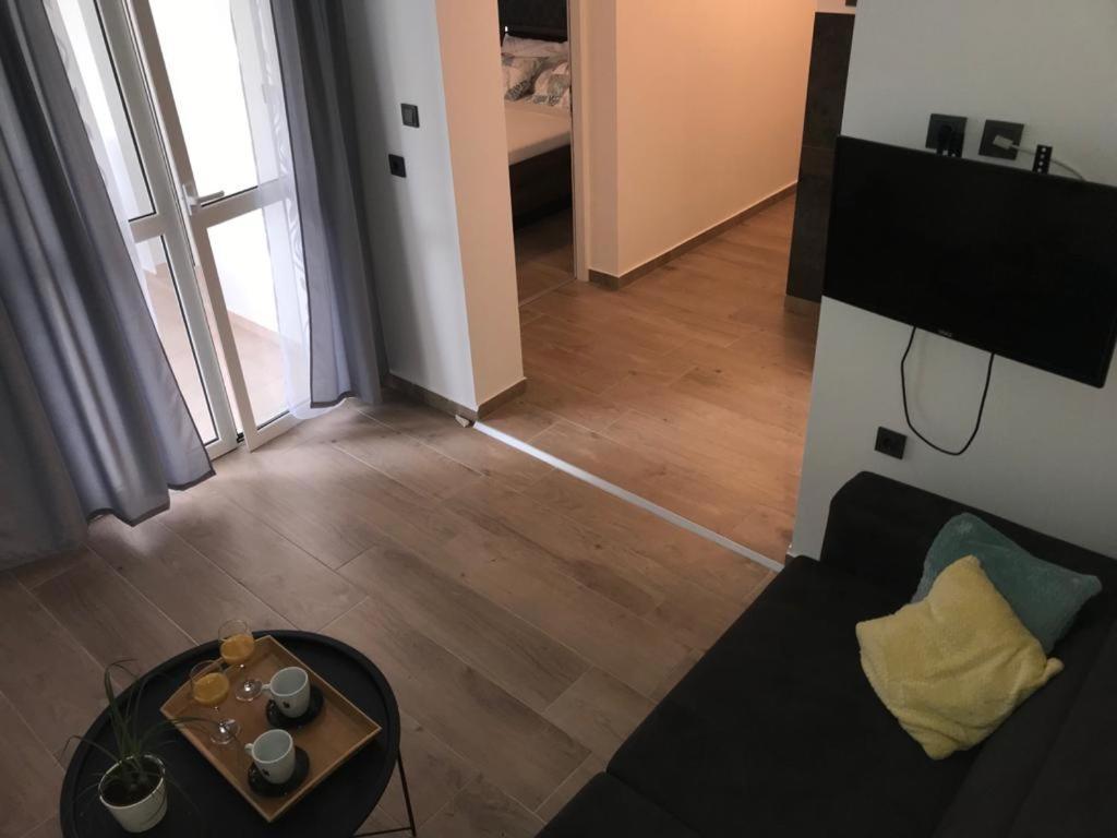Apartament Apartman Sa Lodom 2+2 Pirovac Zewnętrze zdjęcie